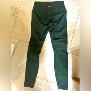 Nobull green leggings small